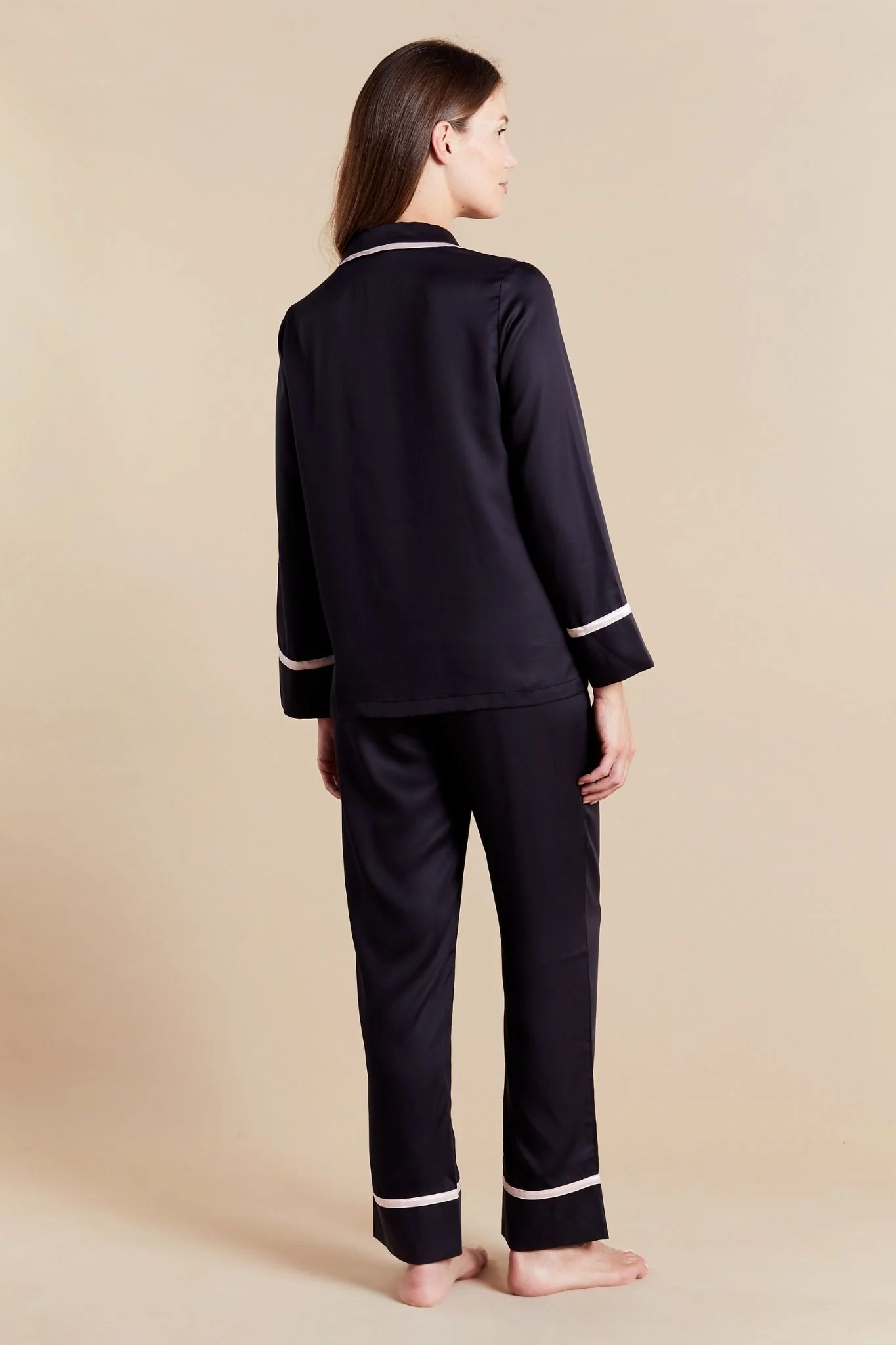 Women's Breathable Bamboo Pajamas - Hera - Image 5